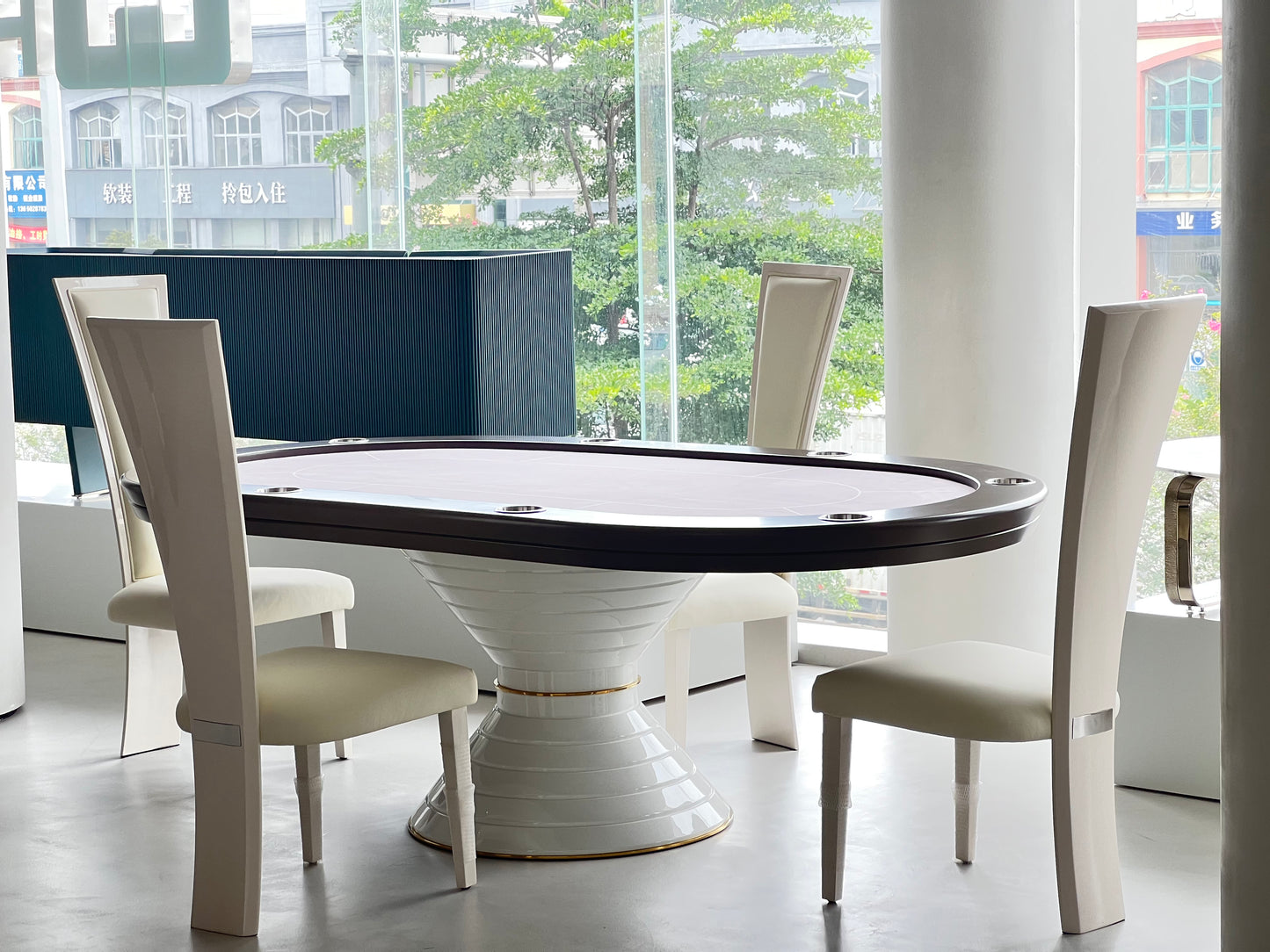 Mesa de póquer con base cónica ovalada para 8 personas
