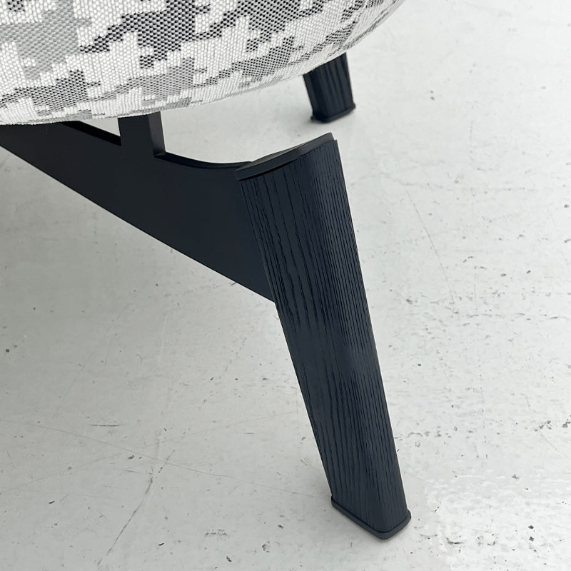 Sillón de ocio con respaldo de pata de gallo, adecuado para sala de estar y dormitorio.