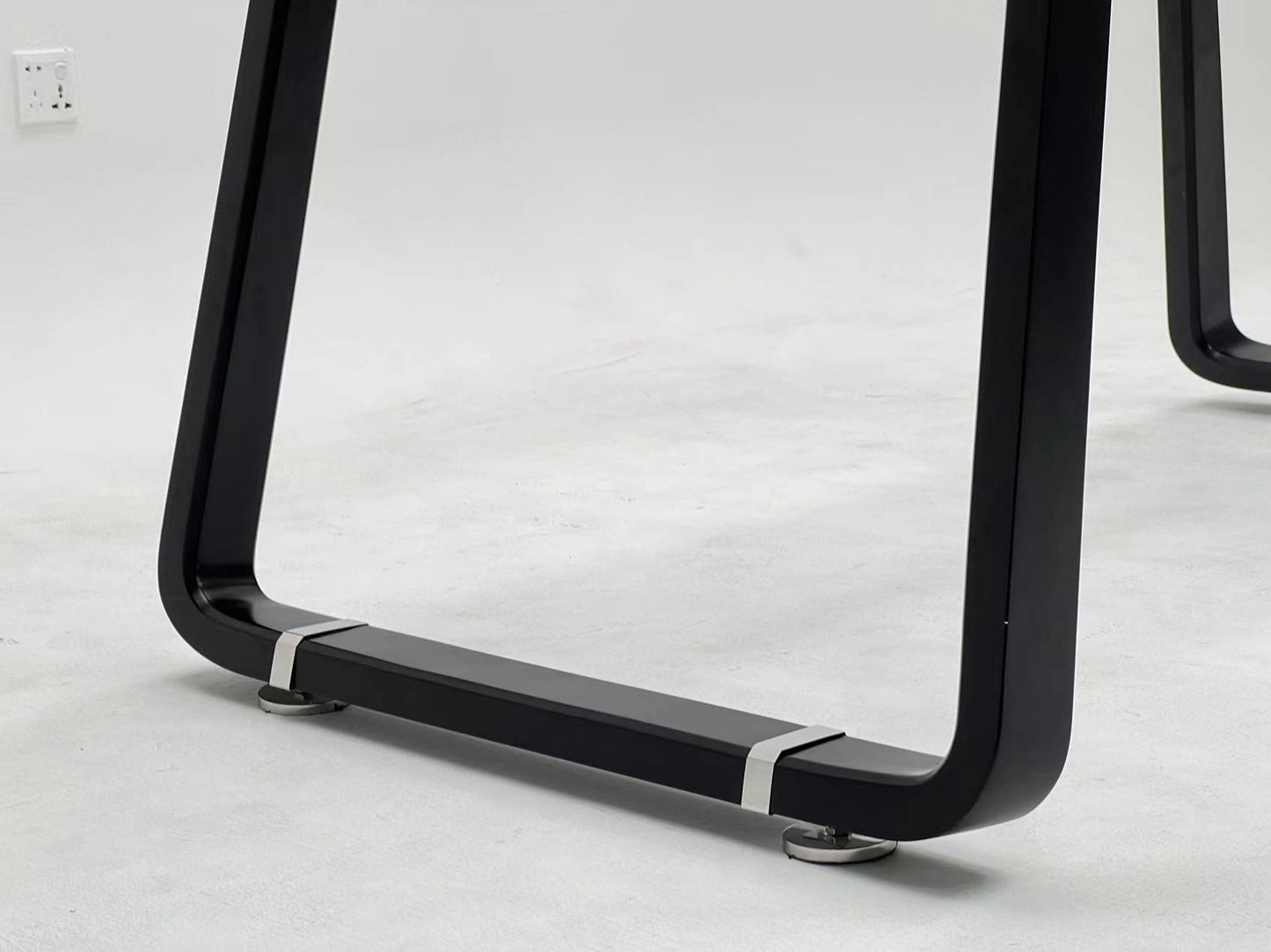 Futbolín de madera maciza y cristal color negro