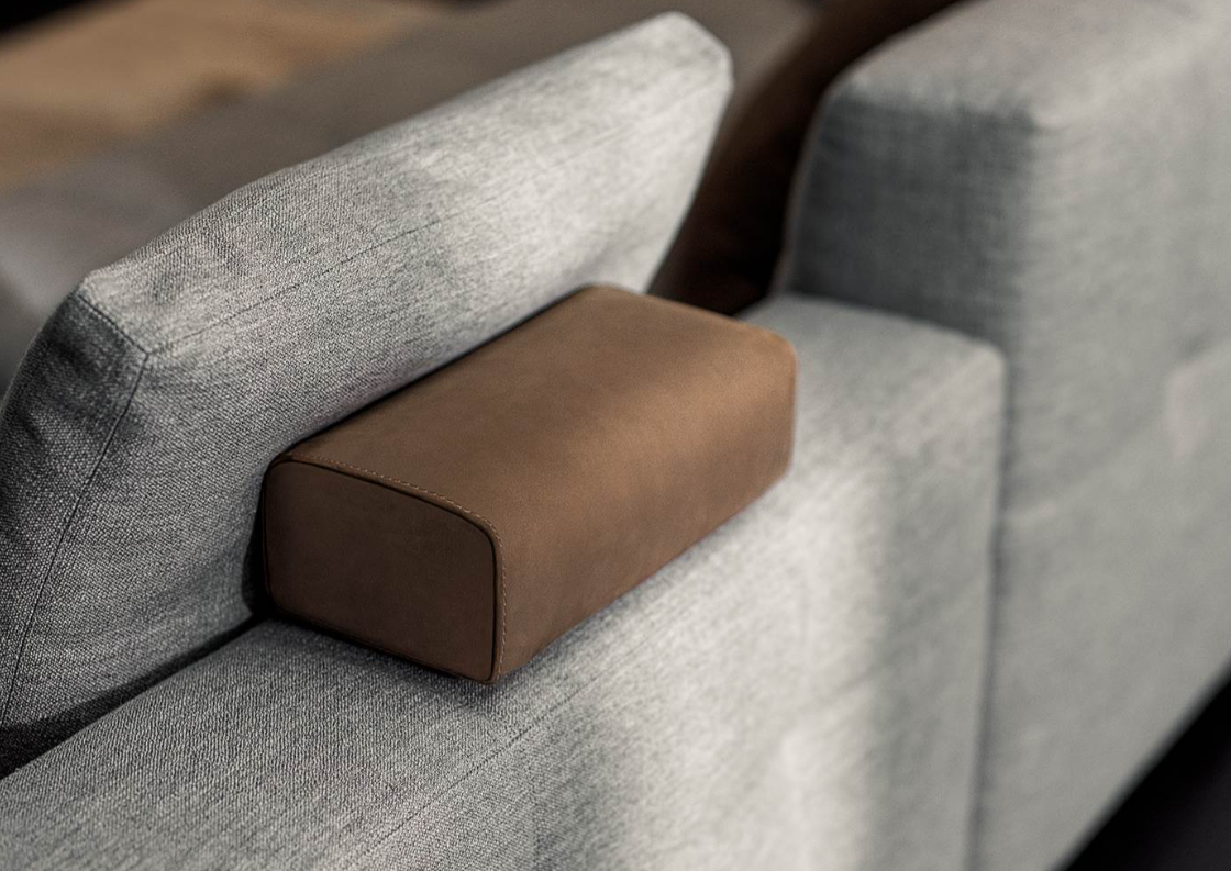 Sofá italiano de cuatro plazas de lujo, ligero y de plumas rectas, de algodón y lino, ideal para apartamentos grandes