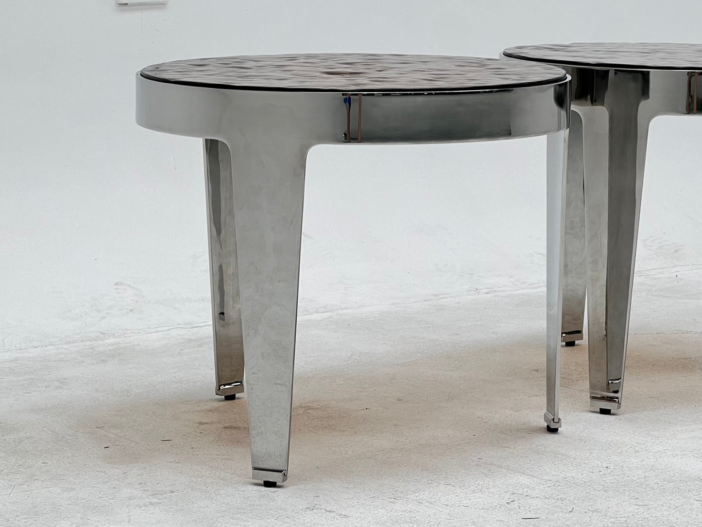 Mesa de té pequeña/mesa auxiliar de sofá de acero inoxidable y vidrio artístico