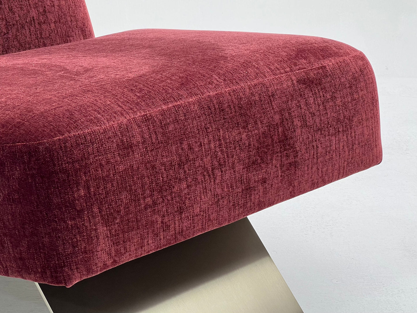 Sillón de ocio de tela roja de alta calidad con respaldo