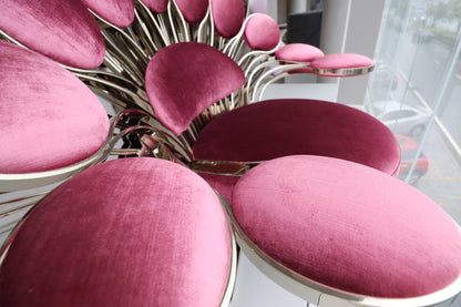 Sillón de terciopelo de lujo con forma de pavo real