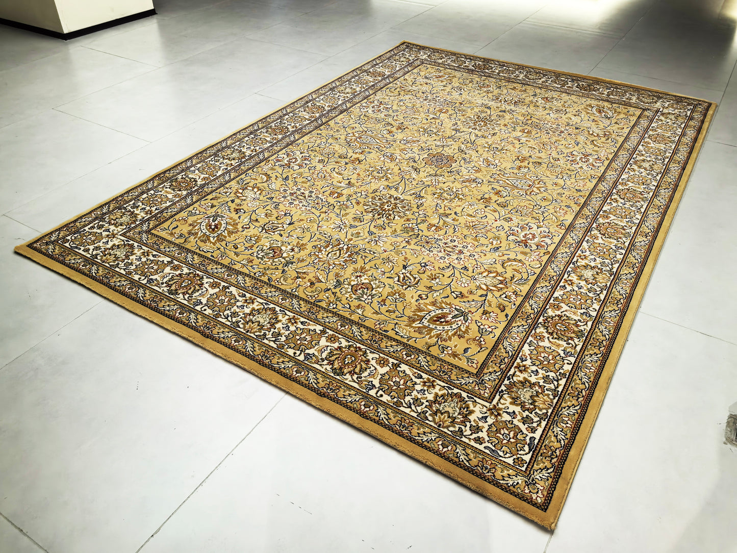 Tapis de salon luxueux à motif européen classique, adapté au salon et à la chambre à coucher