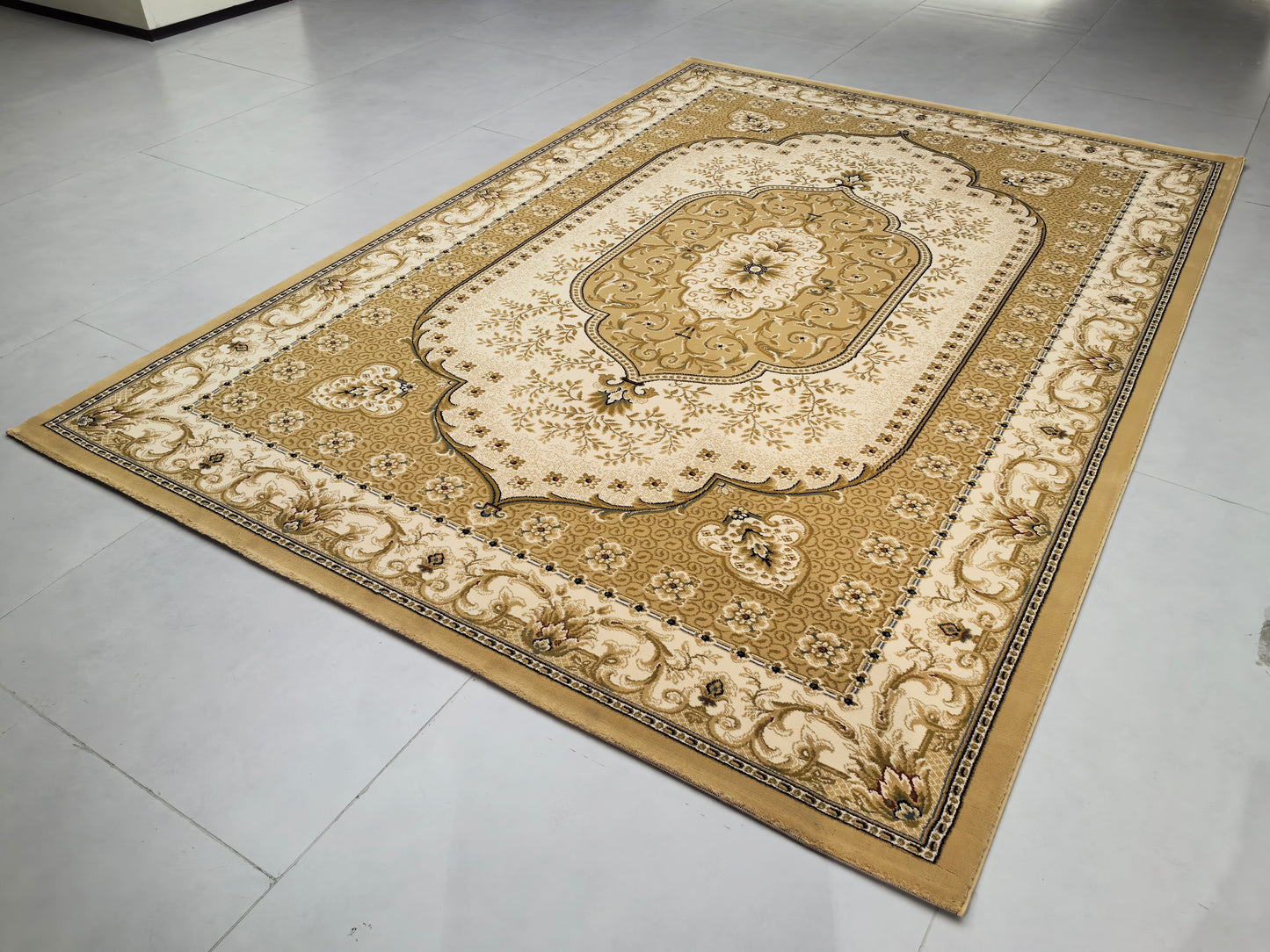 Tapis de salon luxueux à motif européen classique, adapté au salon et à la chambre à coucher