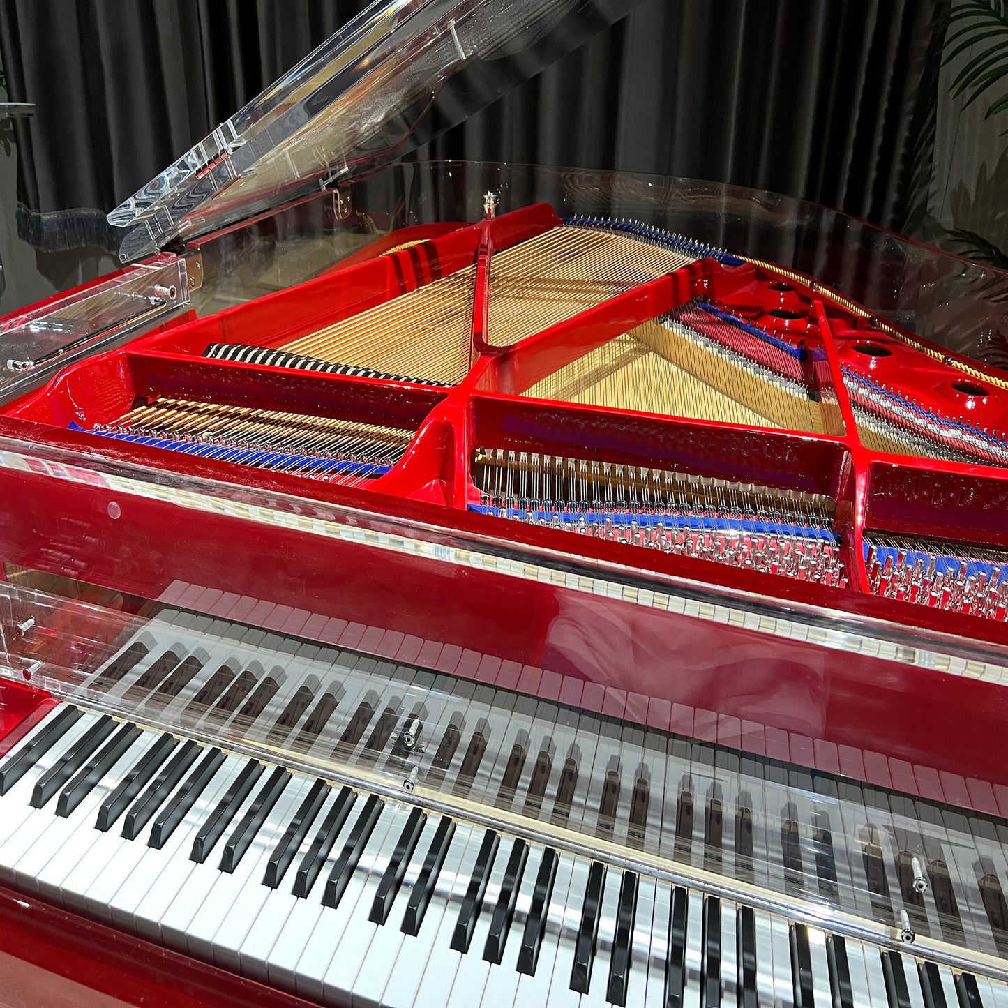 Piano de cola mecánico de acrílico blanco estilo italiano