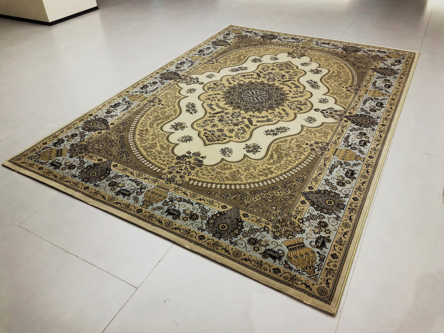 Alfombra de lujo con diseño retro europeo, adecuada para sala de estar y dormitorio