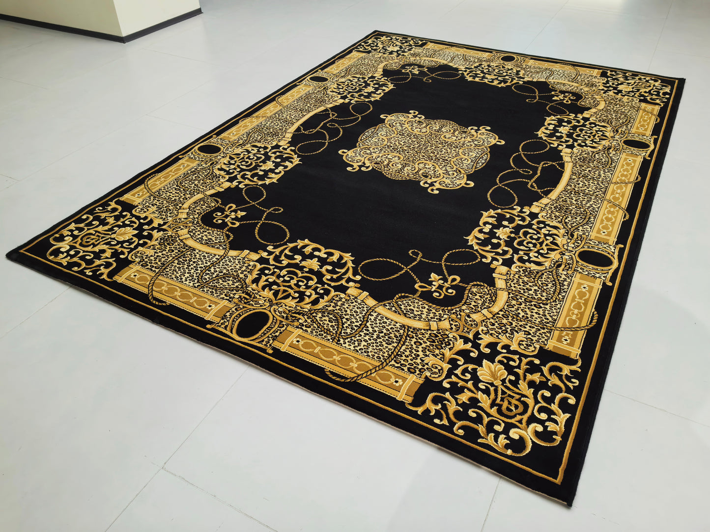 Tapis de salon luxueux à motif européen classique, adapté au salon et à la chambre à coucher