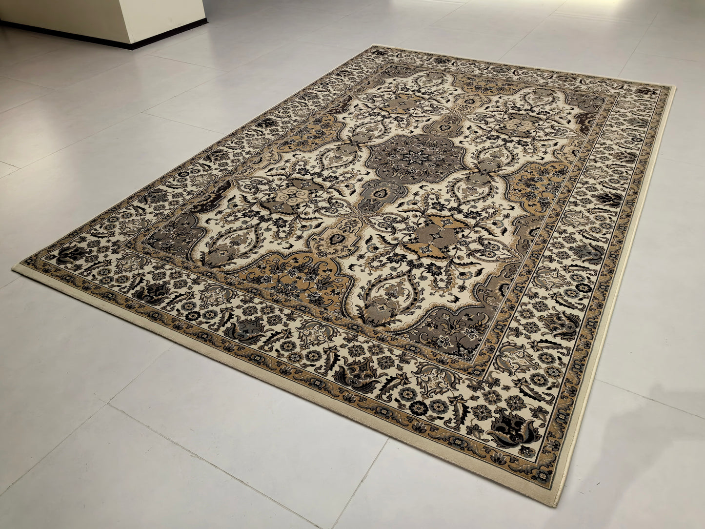Alfombra de lujo con diseño retro europeo, adecuada para sala de estar y dormitorio
