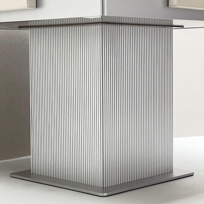 Minimalist metal automatic mahjong table, for both entertainment and daily life