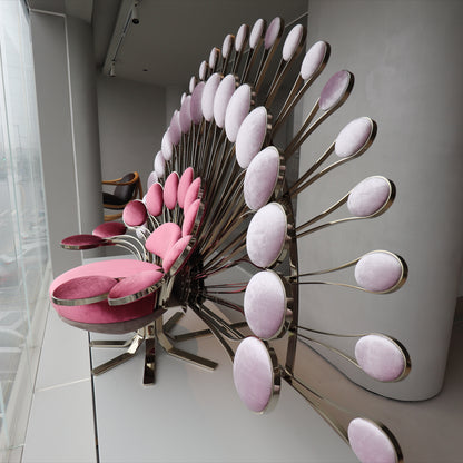 Sillón de terciopelo de lujo con forma de pavo real