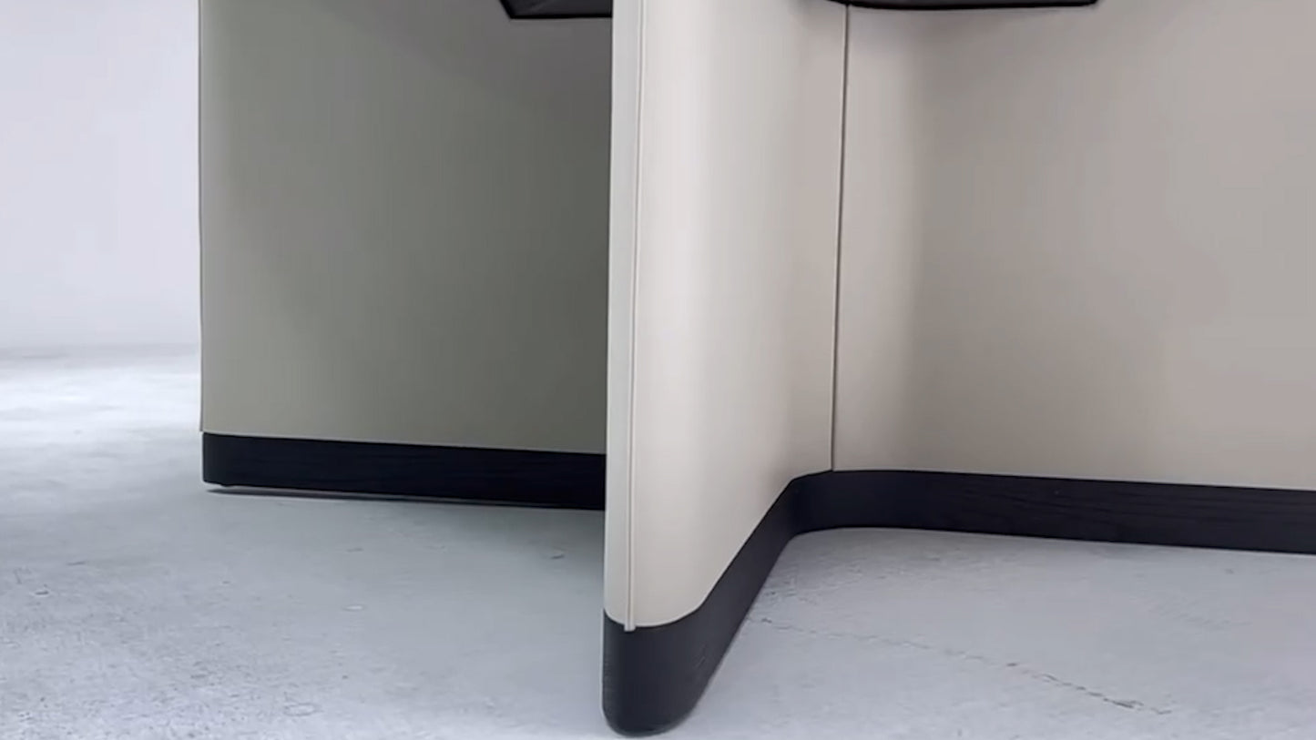 Mesa de mahjong automática de cuatro plazas con asiento de cuero blanco