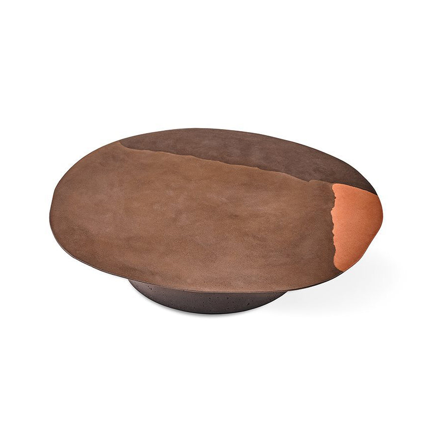 Mesa de centro antigua de acero inoxidable con forma redonda irregular