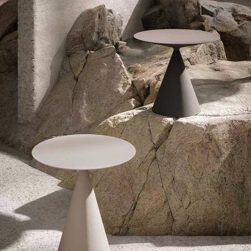 Italian Minimalist Round Marble/Rock Dining Table, Suitable For Small Apartments