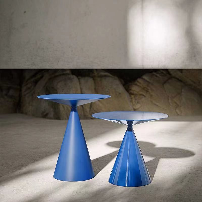 Italian Minimalist Round Marble/Rock Dining Table, Suitable For Small Apartments