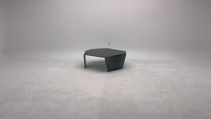 Mesa de centro de vidrio termofusible negro con textura cóncava y convexa forjada, adecuada para sala de estar