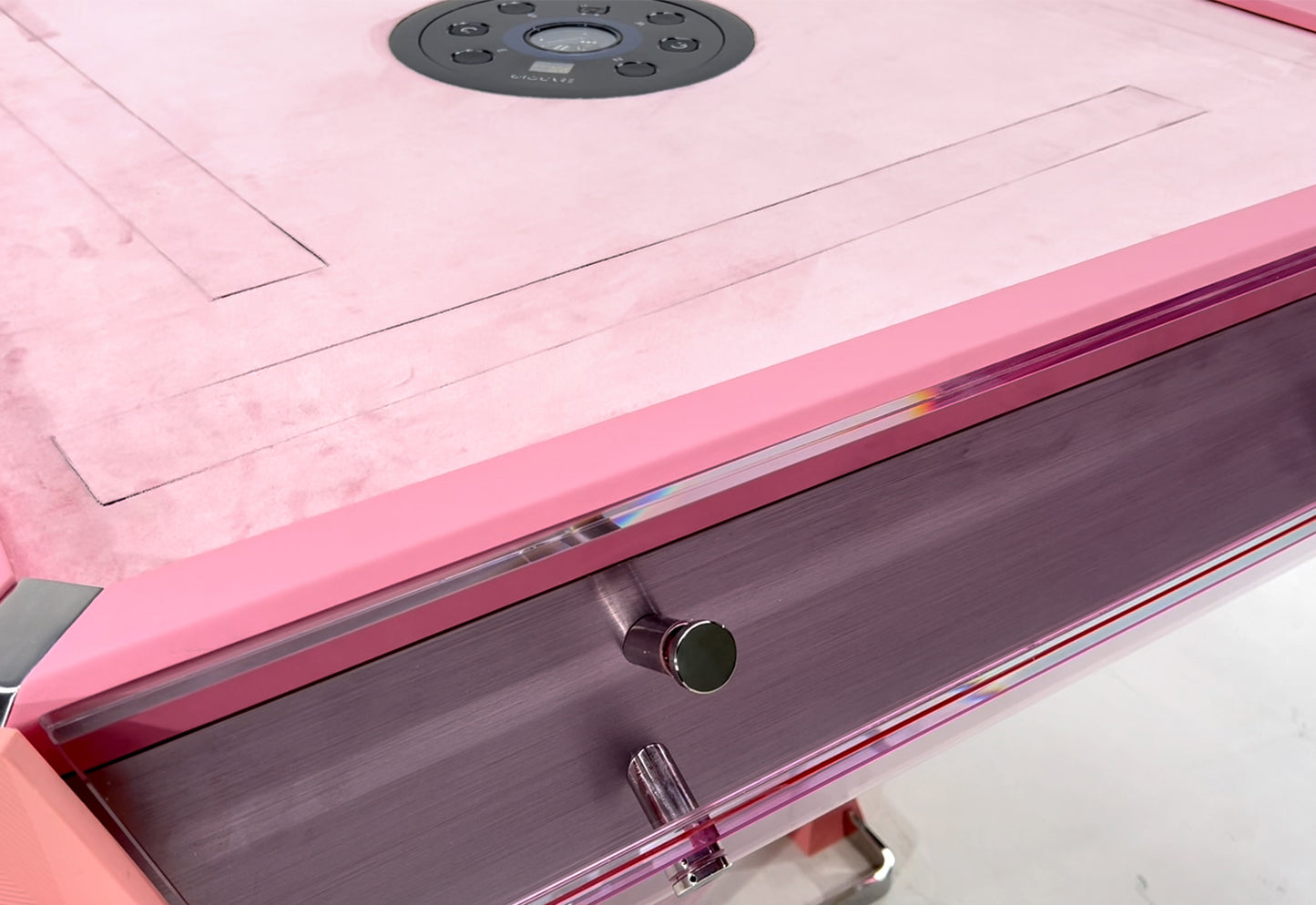 Mesa de mahjong automática de cristal rosa
