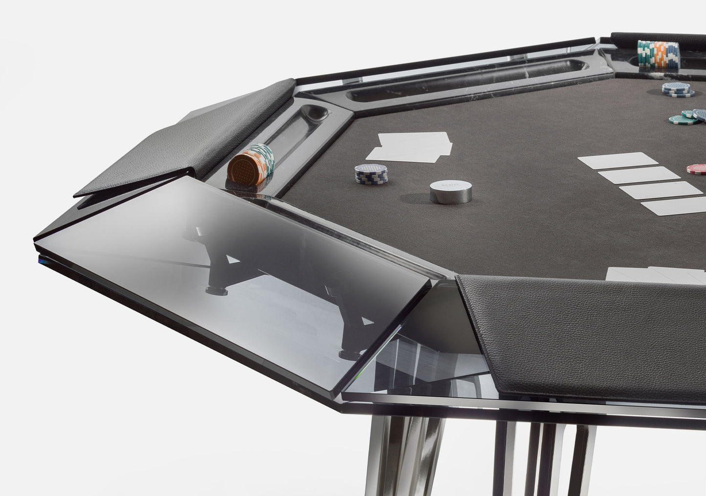 Mesa de póquer de cristal para ocho personas